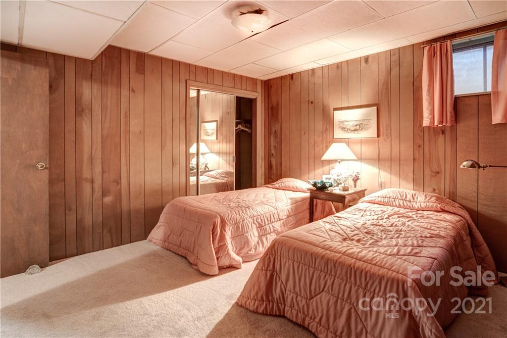 5 Highlander Road Asheville, NC 28804 - Photo 23 of 35 Gallery Image 23
