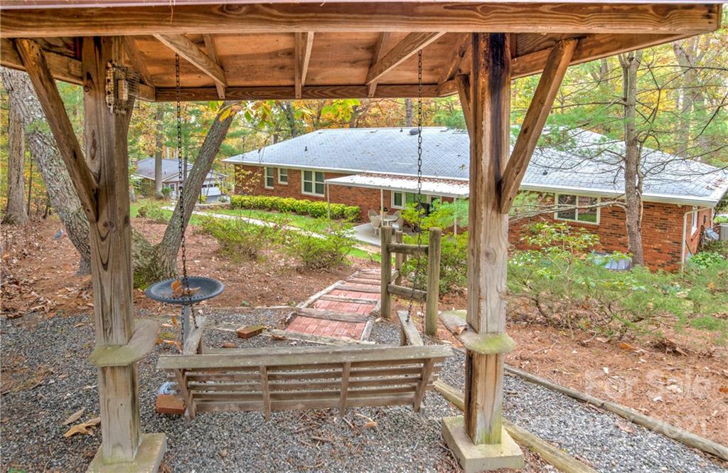 5 Highlander Road Asheville, NC 28804 - Photo 28 of 35 Gallery Image 28