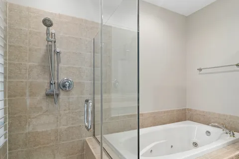 $1,299,000 | 672 Balmoral Court, Lake Forest, IL 60045