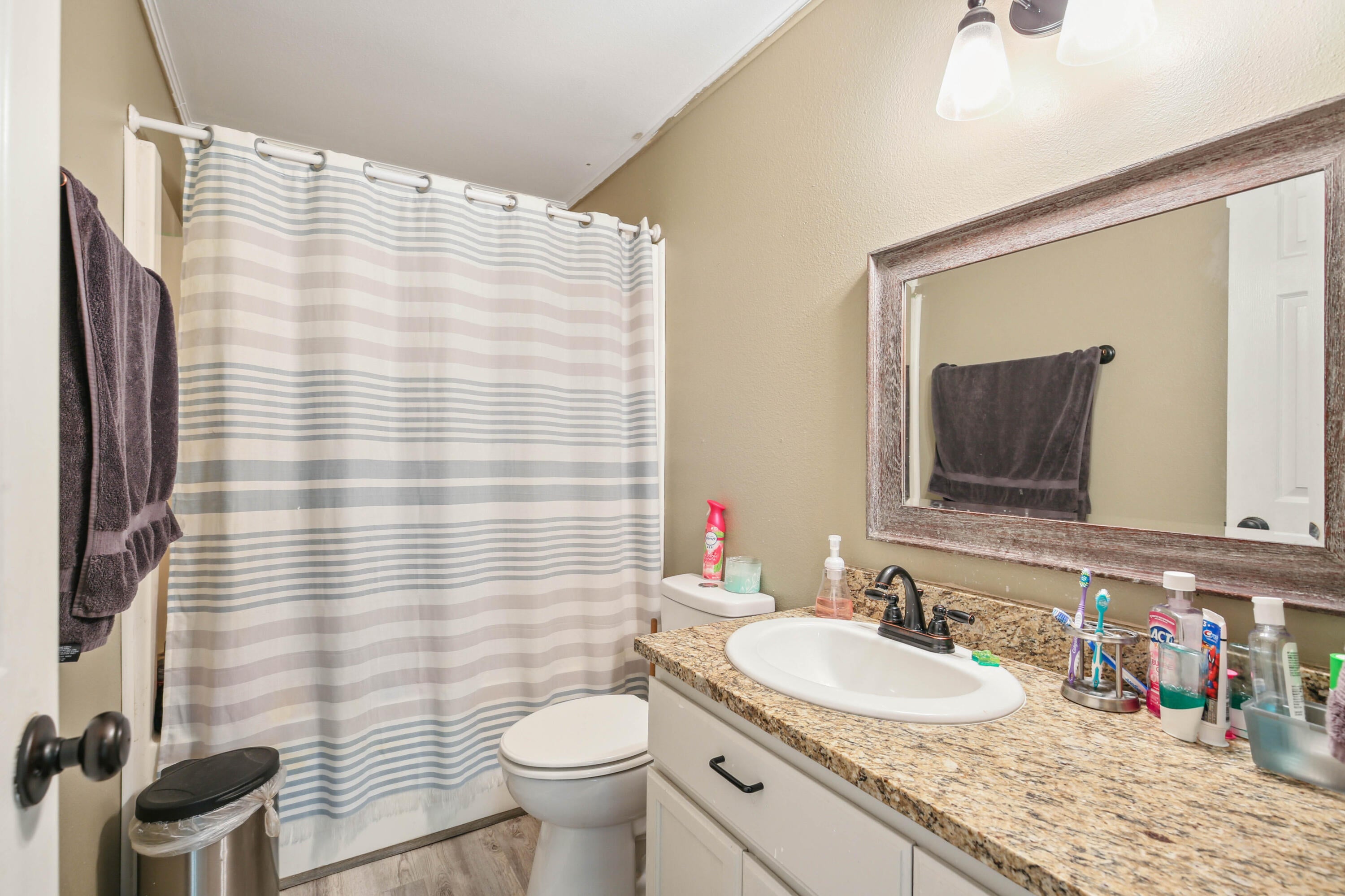 448 Wren Ridge Drive Eagle Point, OR 97524 - Photo 20 of 45 CU9A6389