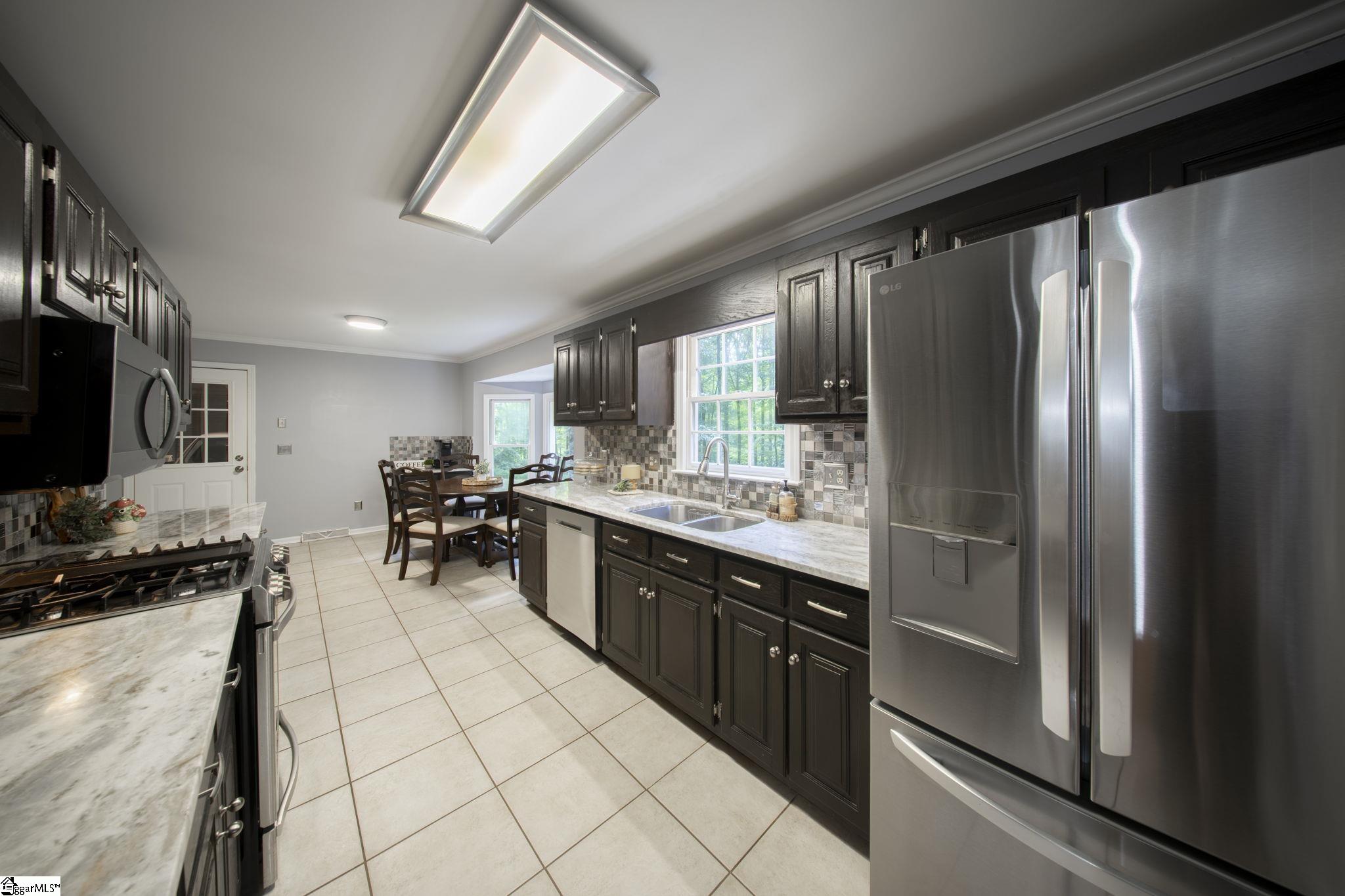 412 Perry Hill Road Easley, SC 29640 - Photo 16 of 36