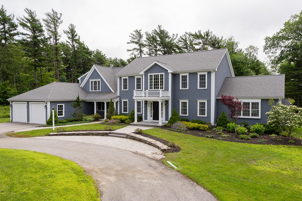 522 Holly Road Marshfield, MA 02050 - Photo 1 of 30 Gallery Image 1