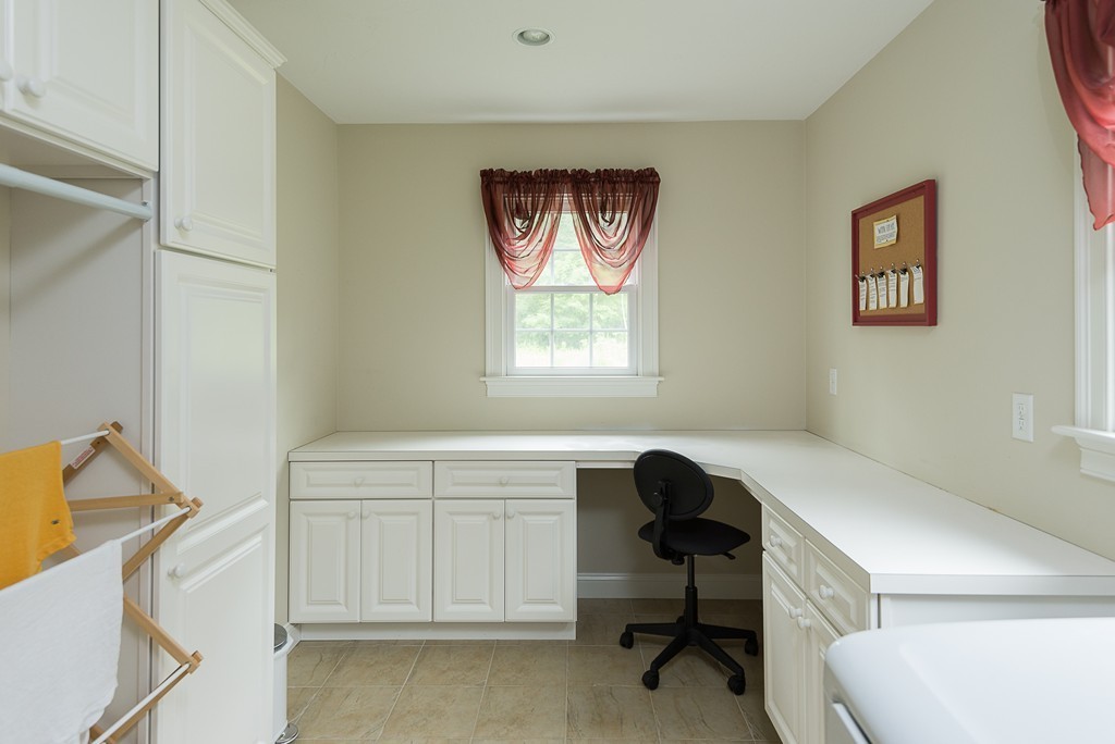 522 Holly Road Marshfield, MA 02050 - Photo 19 of 30 Gallery Image 19