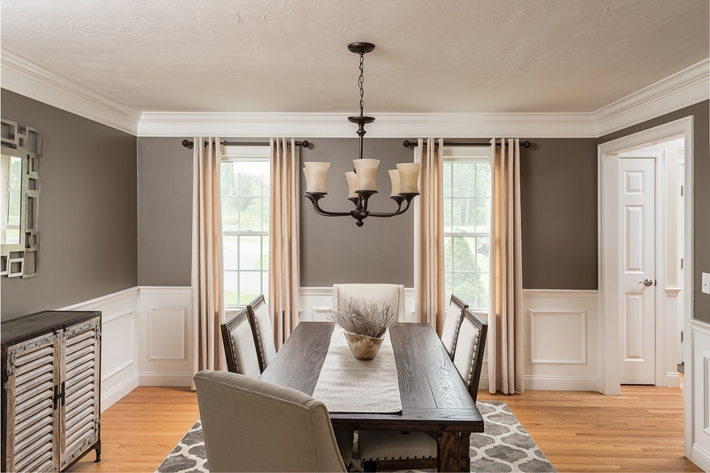 522 Holly Road Marshfield, MA 02050 - Photo 7 of 30 Gallery Image 7