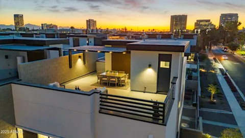 $795,000 | 377 East Windsor Avenue, Unit 7, Phoenix, AZ 85004