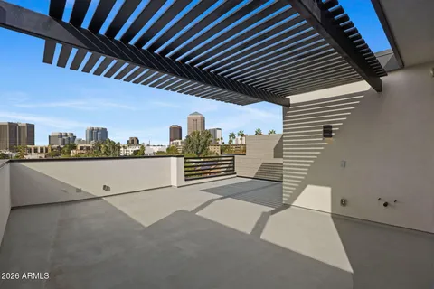 $795,000 | 377 East Windsor Avenue, Unit 7, Phoenix, AZ 85004