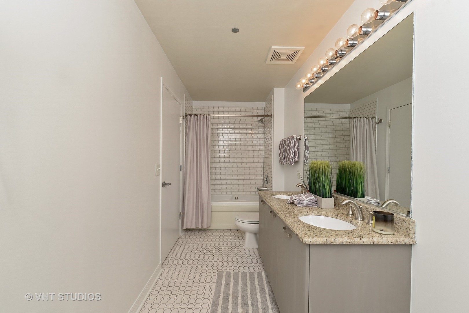 111 South Morgan Street, Unit 510 Chicago, IL 60607 - Photo 7 of 9