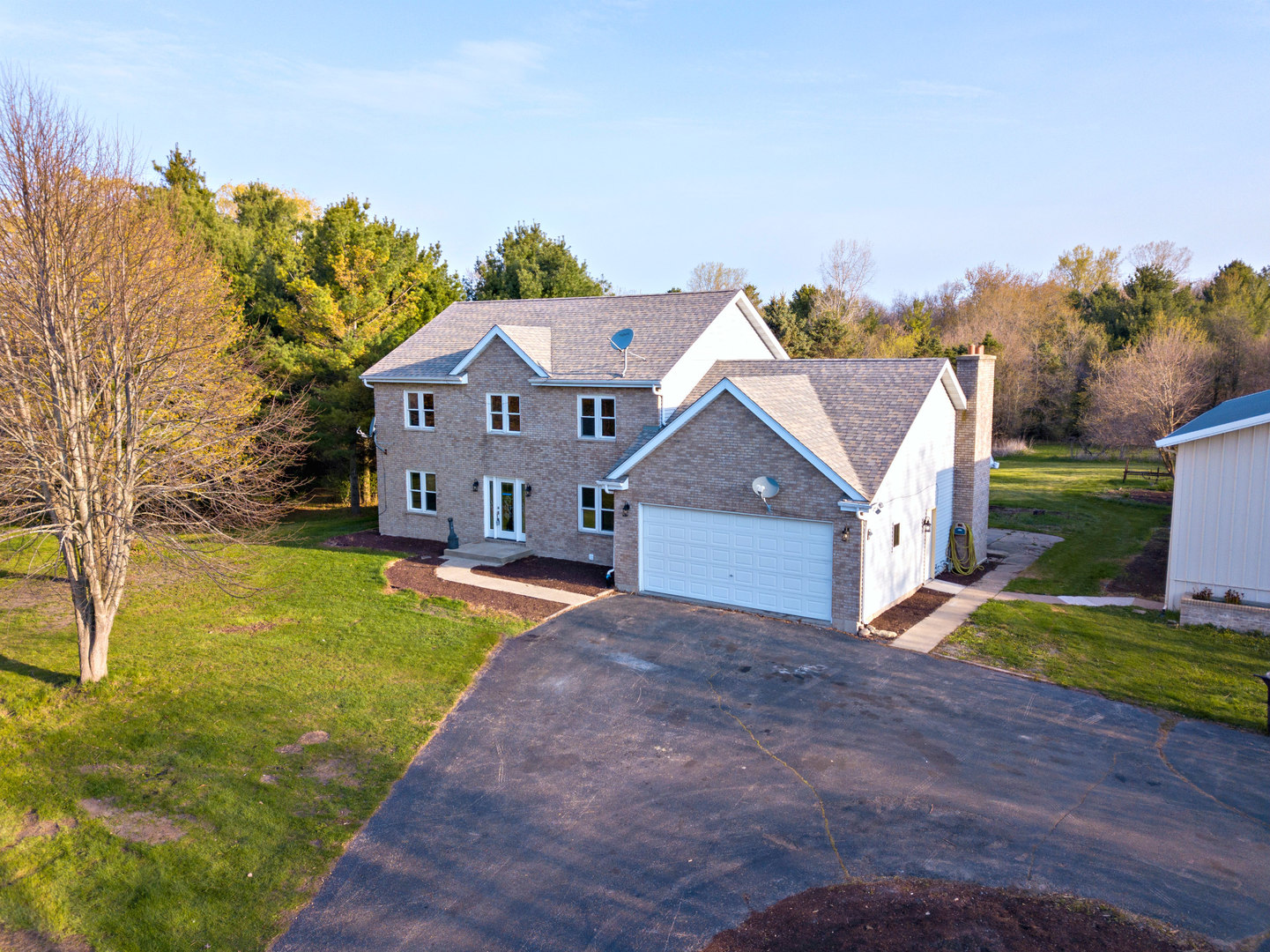 15906 St Patrick Road Woodstock, IL 60098 - Photo 2 of 33