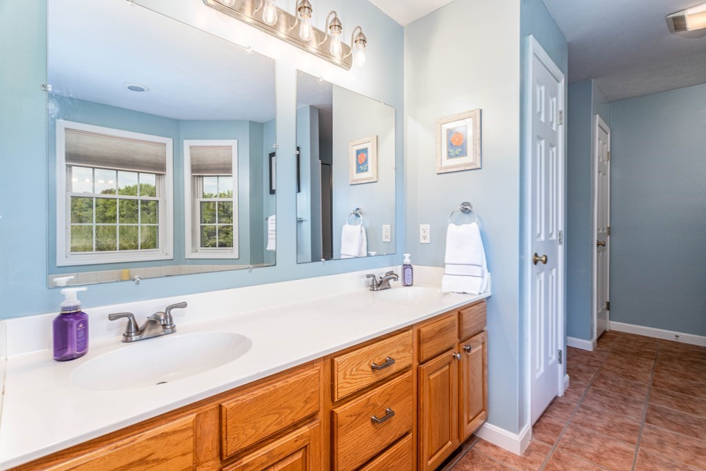 74 Airport Road Gardner, MA 01440 - Photo 22 of 34 Gallery Image 22