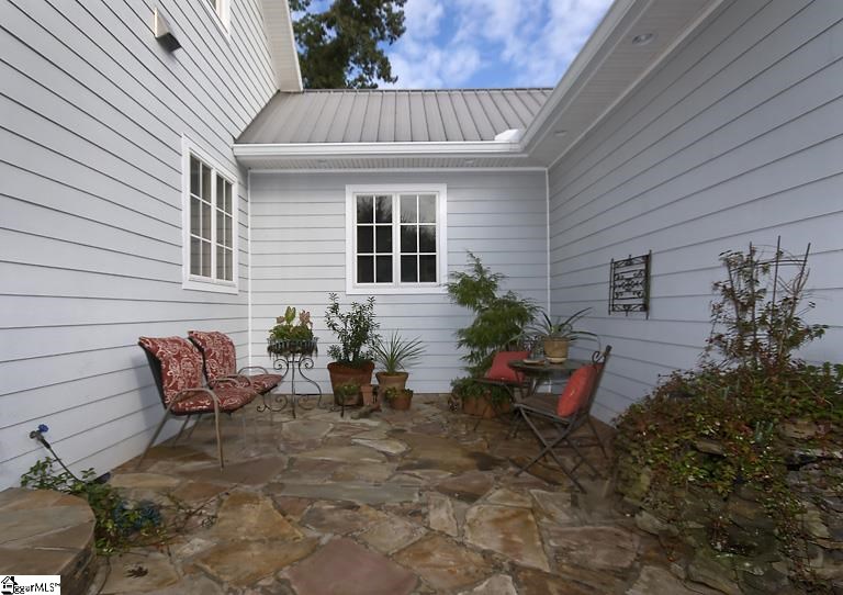 220 Spring Valley Road Tamassee, SC 29686 - Photo 10 of 31 Gallery Image 10