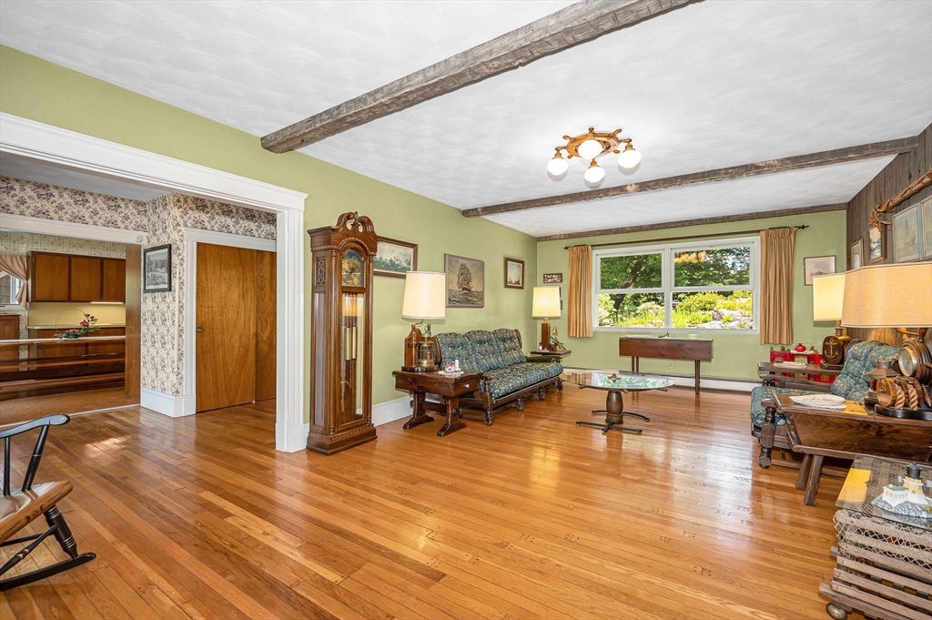 150 Hamilton Street Saugus, MA 01906 - Photo 8 of 41