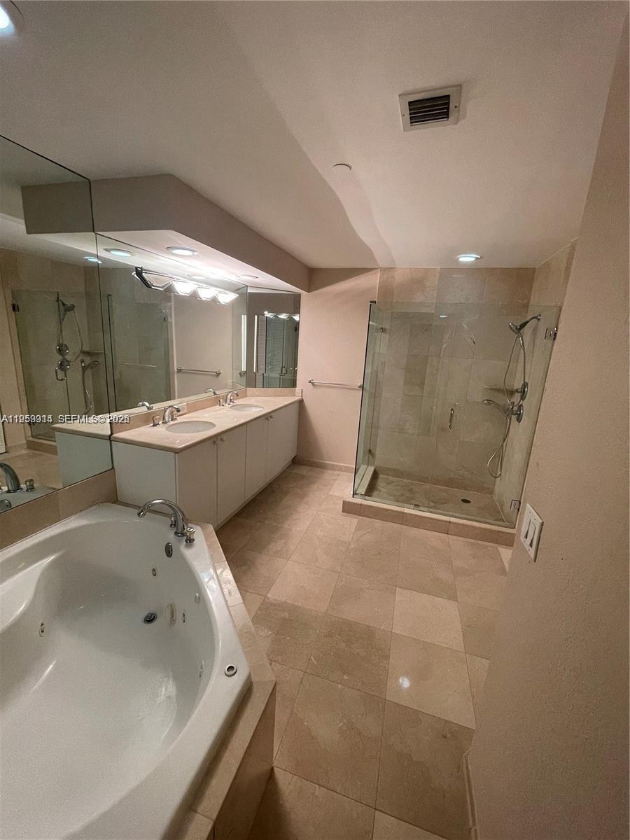 8925 Collins Avenue, Unit 11D Surfside, FL 33154 - Photo 8 of 25