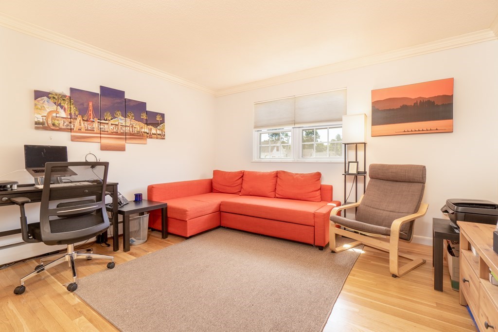 25 Arlington Road, Unit 6 Woburn, MA 01801 - Photo 11 of 14