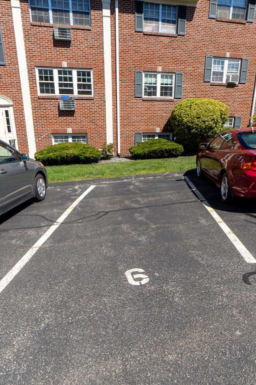 25 Arlington Road, Unit 6 Woburn, MA 01801 - Photo 14 of 14