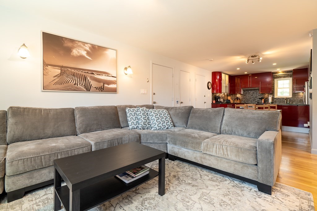 25 Arlington Road, Unit 6 Woburn, MA 01801 - Photo 3 of 14