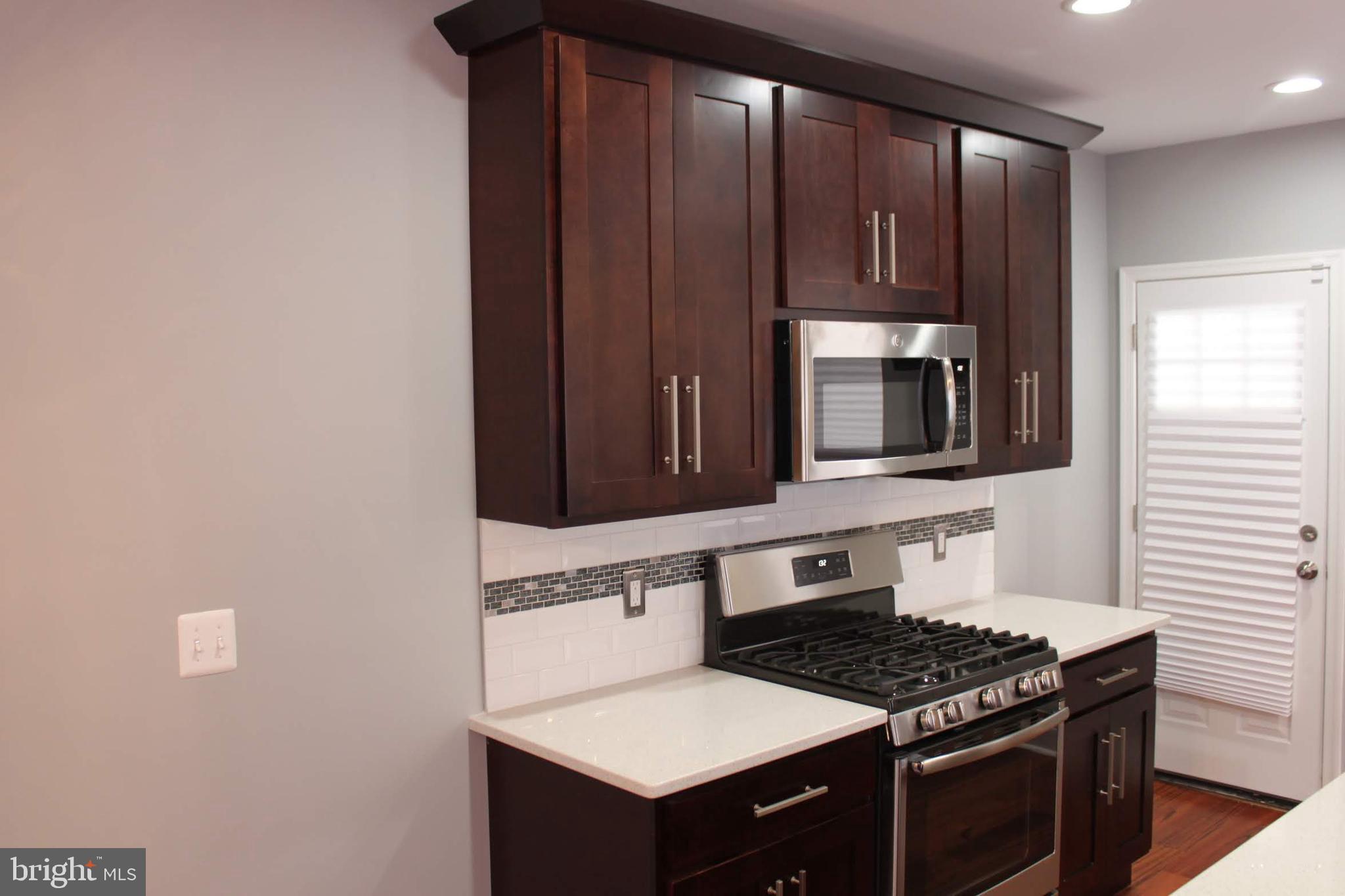 3819 Colborne Road Baltimore, MD 21229 - Photo 6 of 27 Kitchen