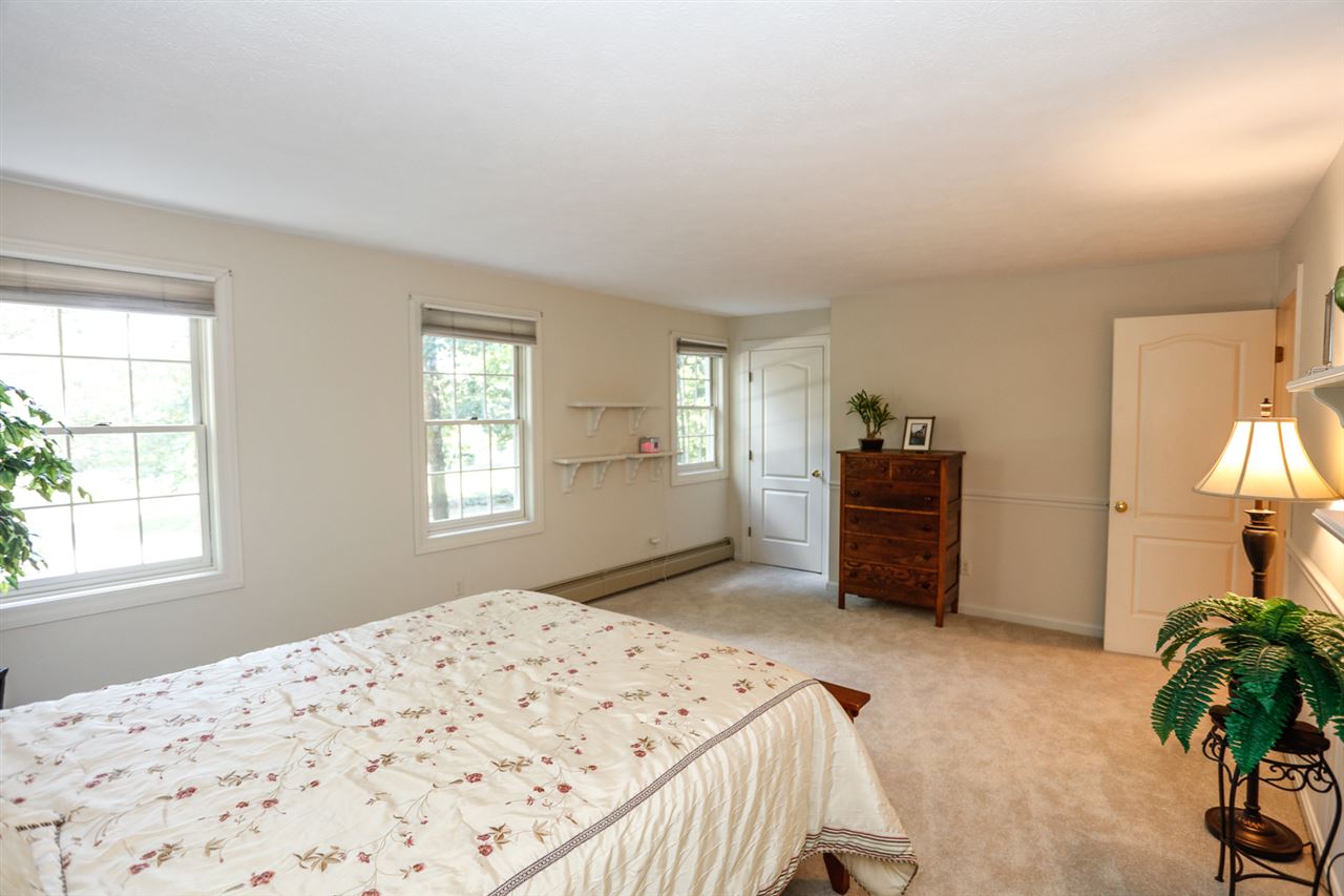 122 King Road Bedford, NH 03110 - Photo 24 of 39 Gallery Image 24