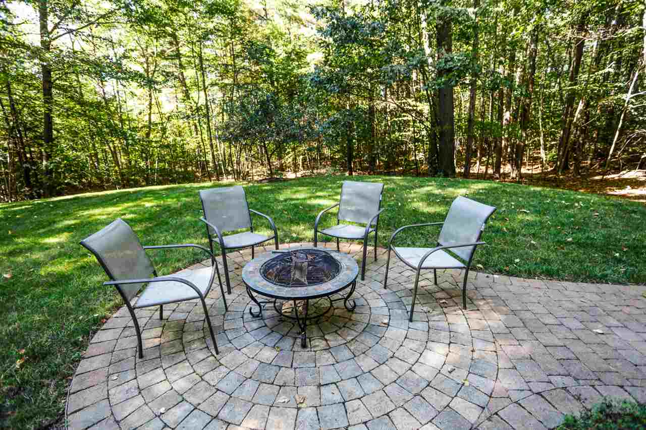 122 King Road Bedford, NH 03110 - Photo 32 of 39 Gallery Image 32
