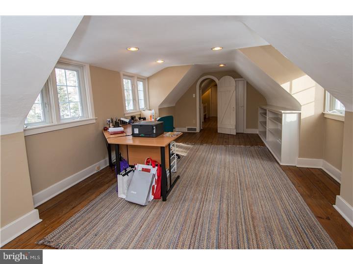 1656 Susquehanna Road Rydal, PA 19046 - Photo 16 of 25 Bedroom 4