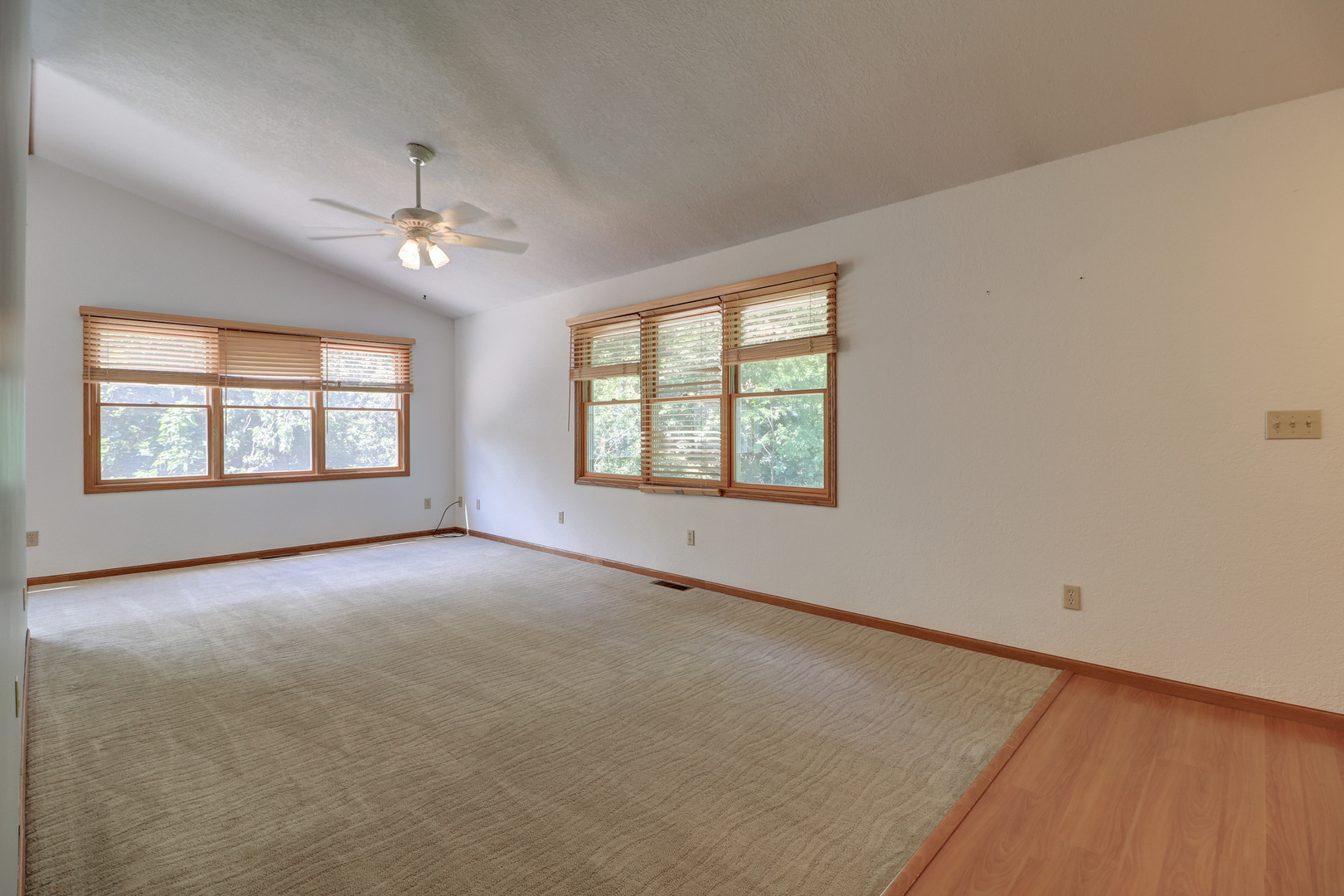 524 Tower Road Clinton, IA 52732 - Photo 5 of 52 Gallery Image 5