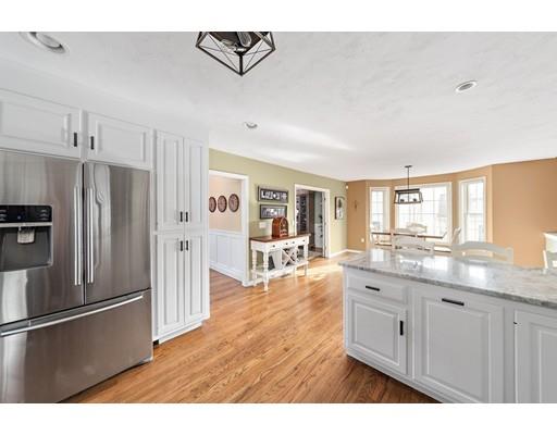 75 Riverside Drive Wrentham, MA 02093 - Photo 2 of 25 Gallery Image 2