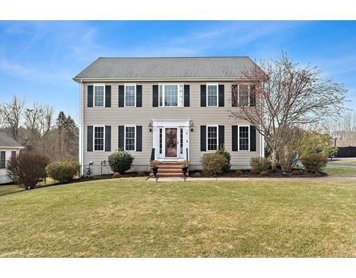 75 Riverside Drive Wrentham, MA 02093 - Photo 4 of 25 Gallery Image 4