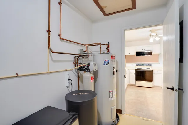 $210,000 | 703 Kottke Drive, Madison, WI 53719