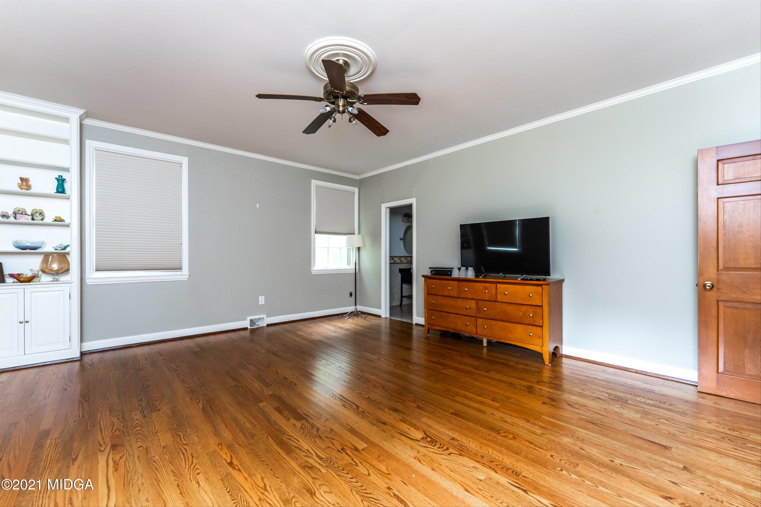 1845 Lincoln Road Macon, GA 31211 - Photo 23 of 31 a view of livingroom and hardwood floor