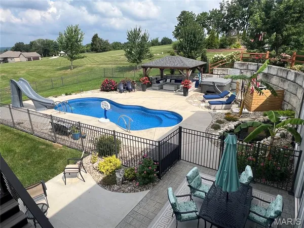 $899,000 | 3112 Stonebridge Place, Festus, MO 63028