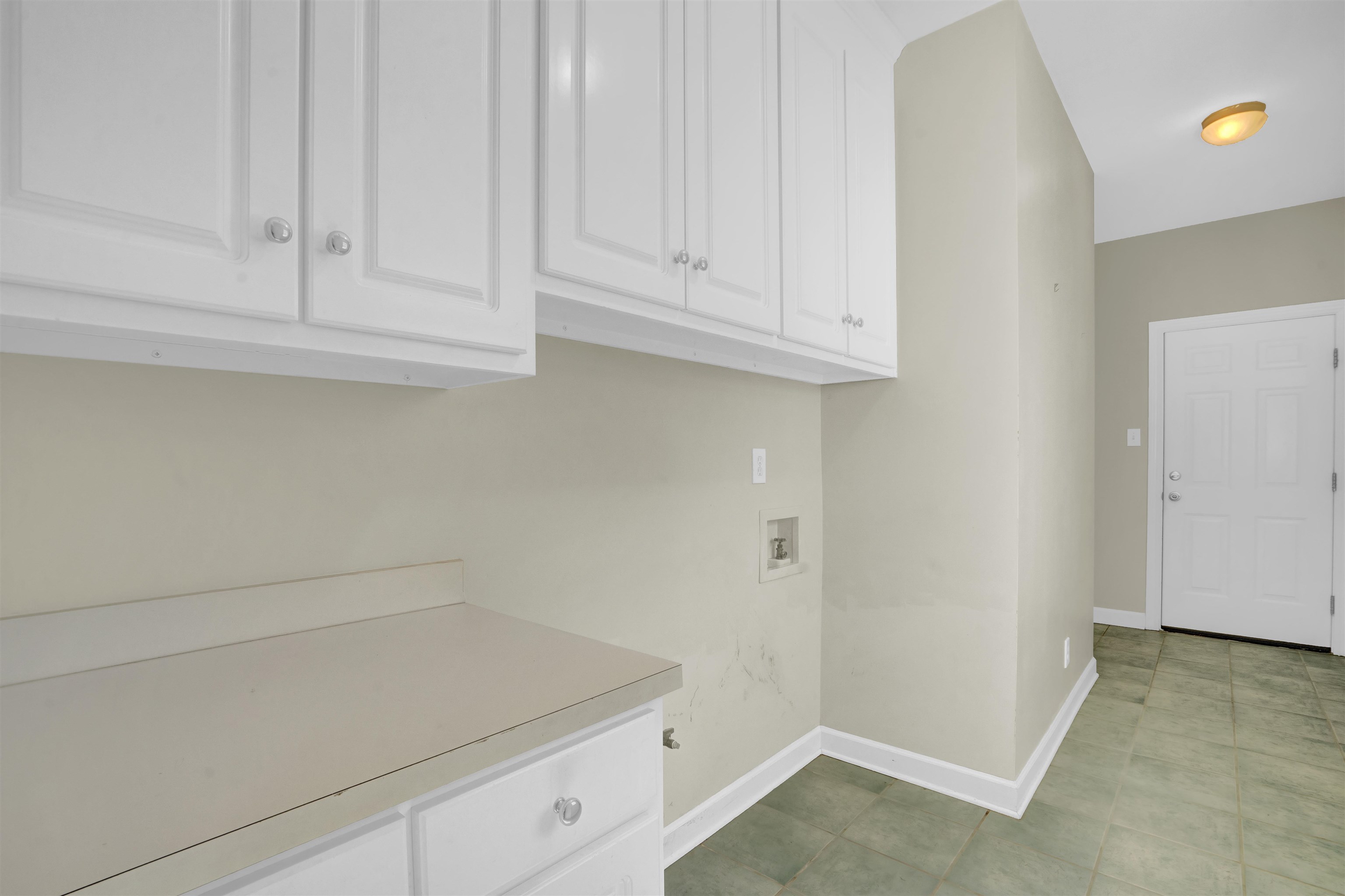 111 Beaver Dam Road Fairhope, AL 36532 - Photo 20 of 51 Laundry