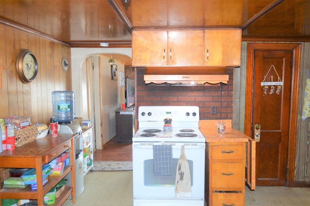 315 Oneil Road Somerset, MA 02725 - Photo 14 of 22 Gallery Image 14