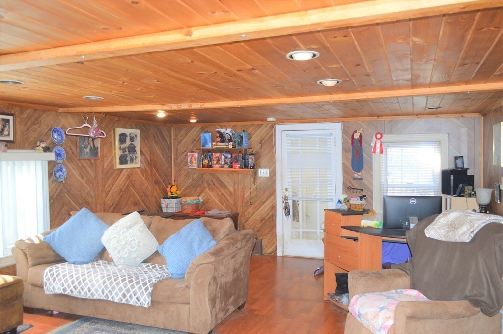315 Oneil Road Somerset, MA 02725 - Photo 8 of 22 Gallery Image 8