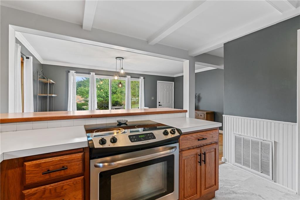 279 Spring Run Road Crescent, PA 15046 - Photo 10 of 25 Gallery Image 10