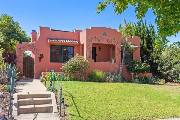 $850,000 | 147 West 7th Avenue, Escondido, CA 92025