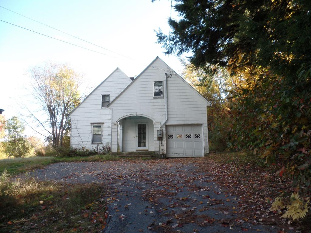 26 Golf Club Road Newport, NH 03773 - Photo 2 of 10 Gallery Image 2