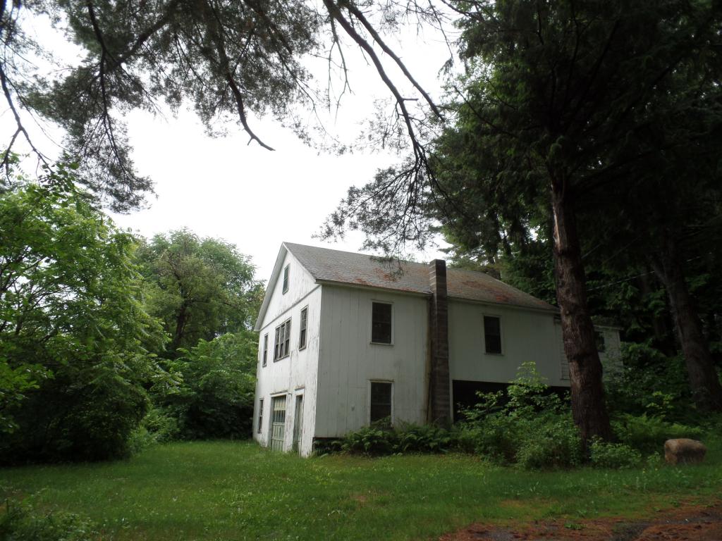 26 Golf Club Road Newport, NH 03773 - Photo 4 of 10 Gallery Image 4
