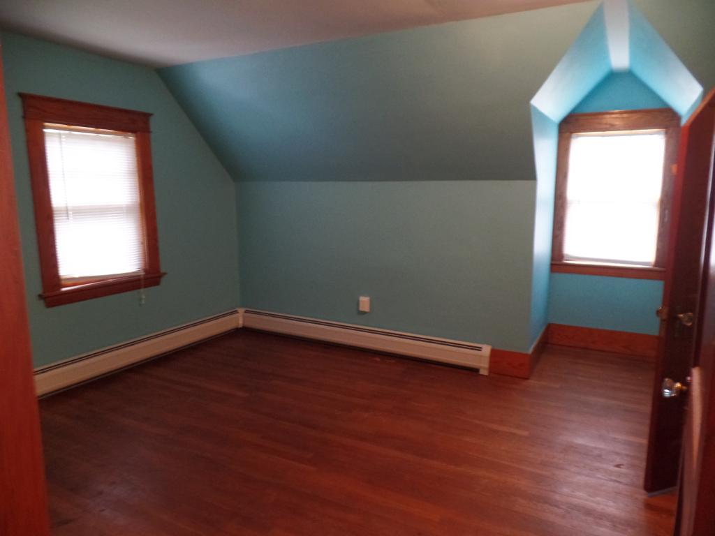 26 Golf Club Road Newport, NH 03773 - Photo 9 of 10 Gallery Image 9