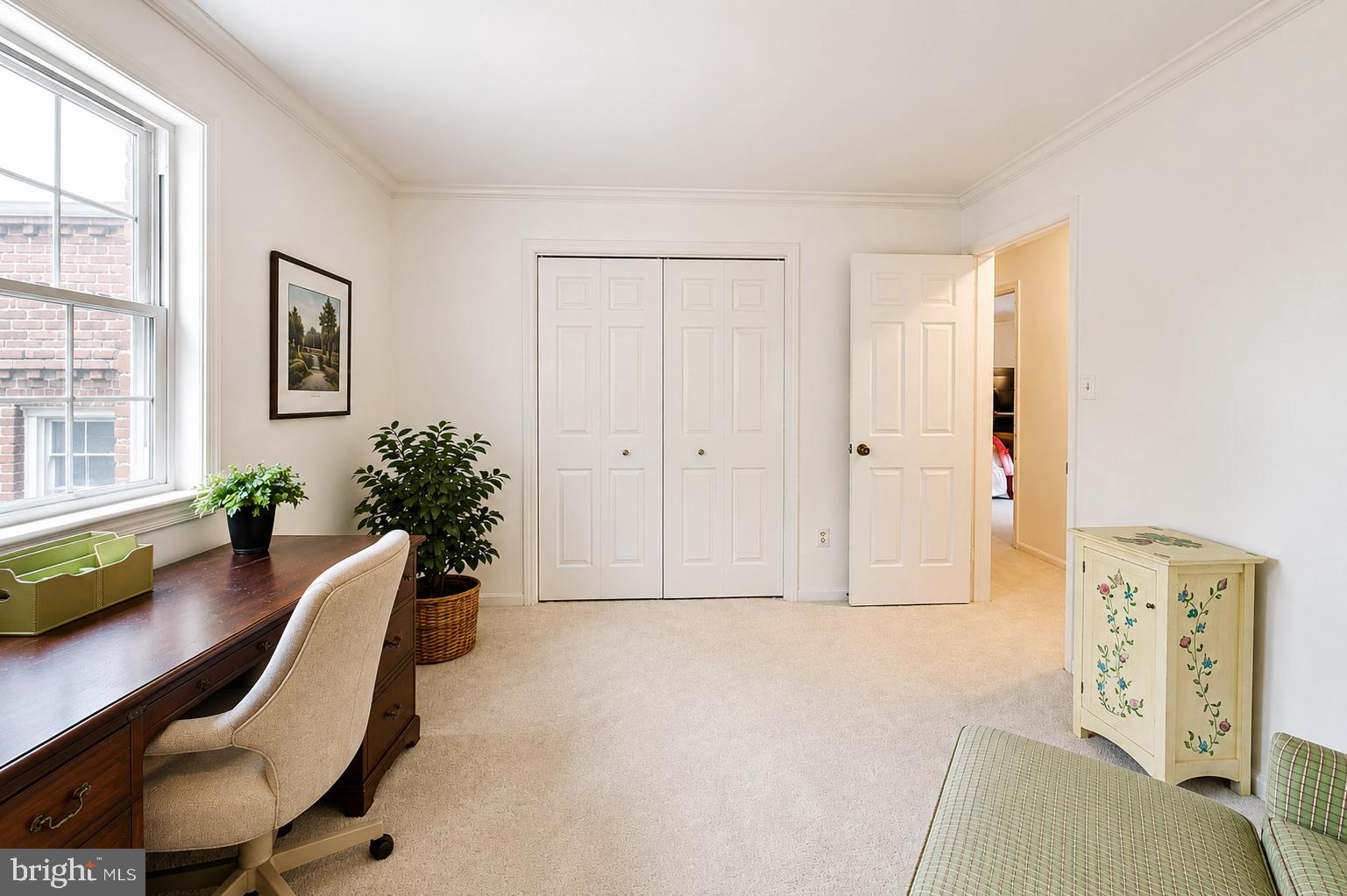 6727 Fairfax Road, Unit 13 Chevy Chase, MD 20815 - Photo 25 of 44 UL 3rd bedroom