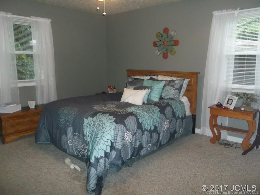 2243 Ross Street Madison, IN 47250 - Photo 12 of 20
