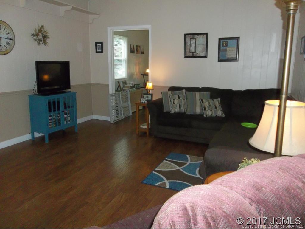 2243 Ross Street Madison, IN 47250 - Photo 7 of 20