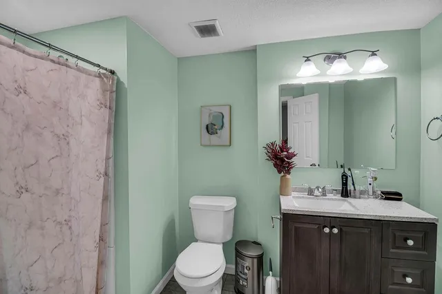 $593,000 | 21213 West 113th Place, Olathe, KS 66061