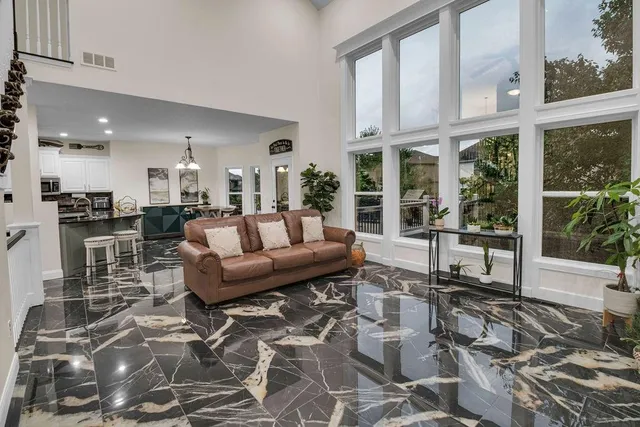 $593,000 | 21213 West 113th Place, Olathe, KS 66061