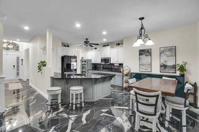 $593,000 | 21213 West 113th Place, Olathe, KS 66061