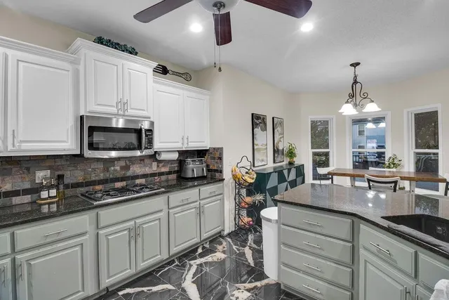 $593,000 | 21213 West 113th Place, Olathe, KS 66061