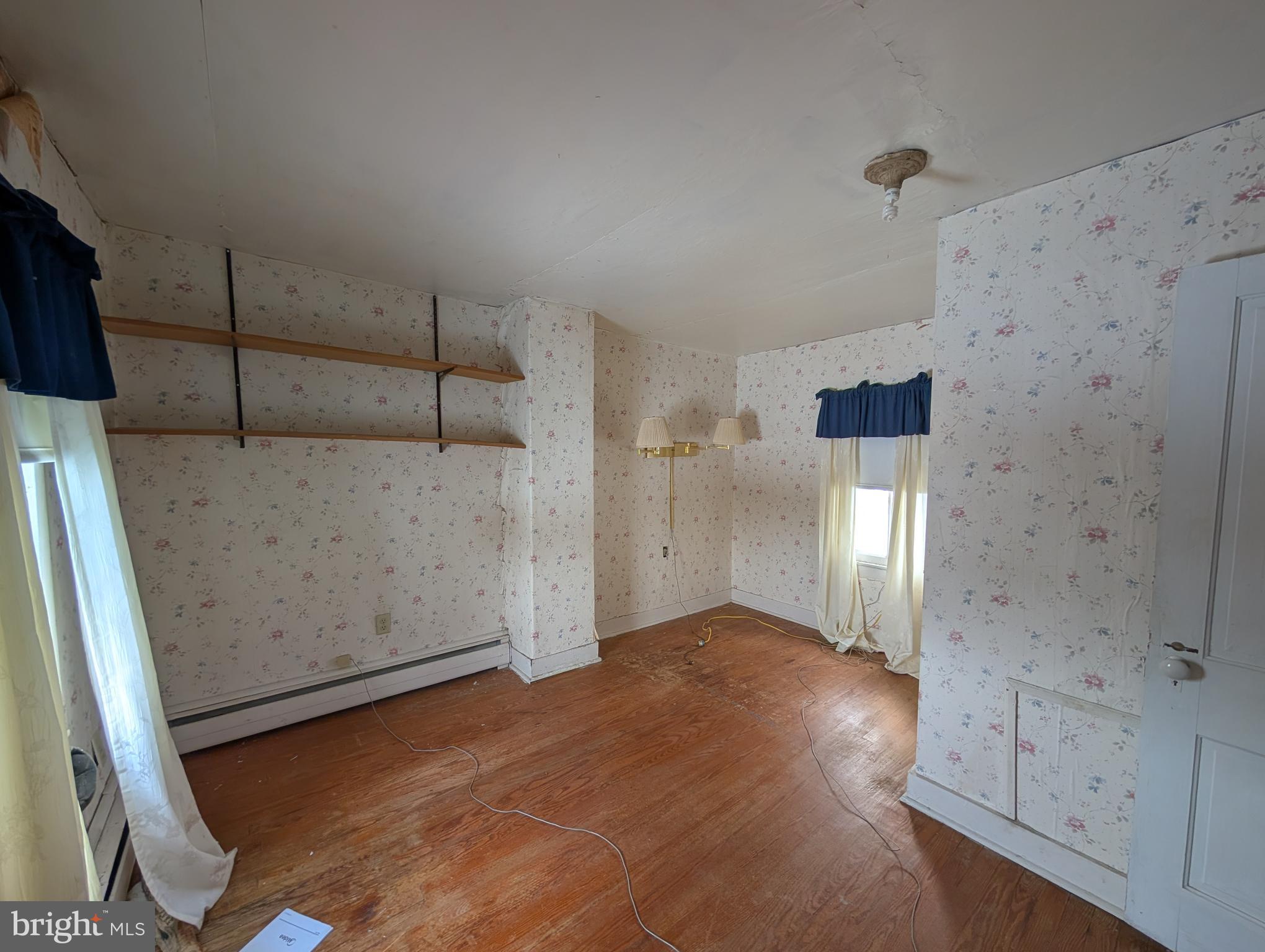 210 Chestnut Tree Road Hebron, MD 21830 - Photo 17 of 29 Current room 3