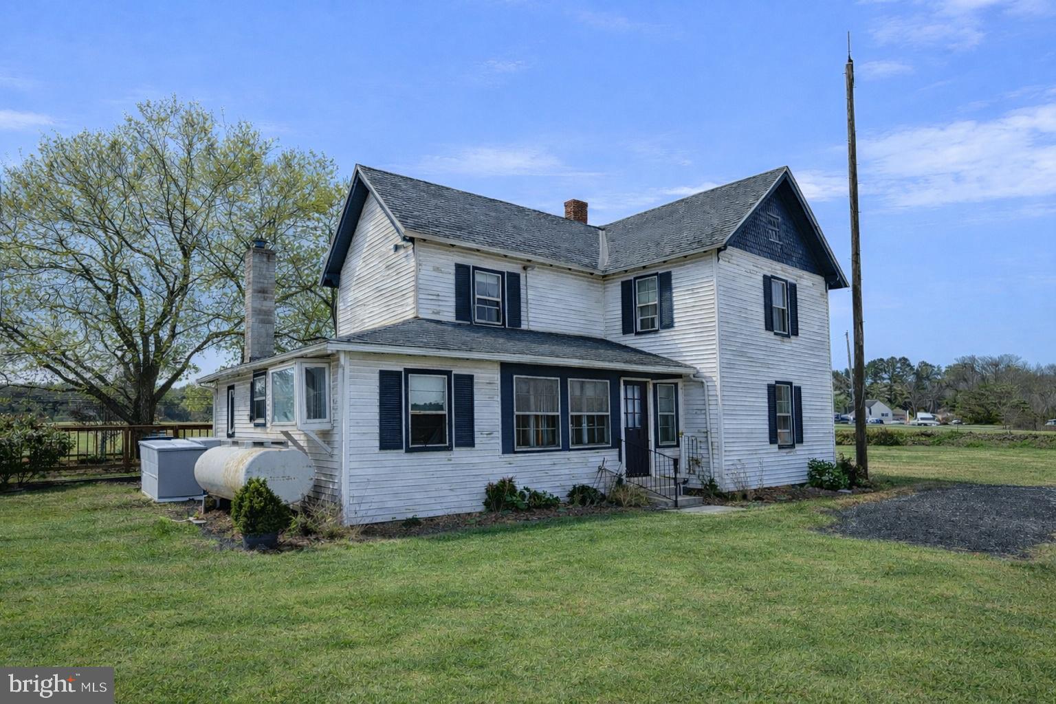 210 Chestnut Tree Road Hebron, MD 21830 - Photo 8 of 29 Side