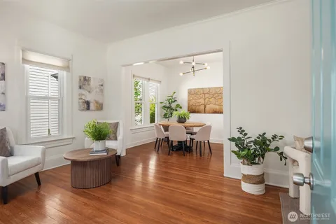 $925,000 | 830 Northeast 59th Street, Seattle, WA 98105