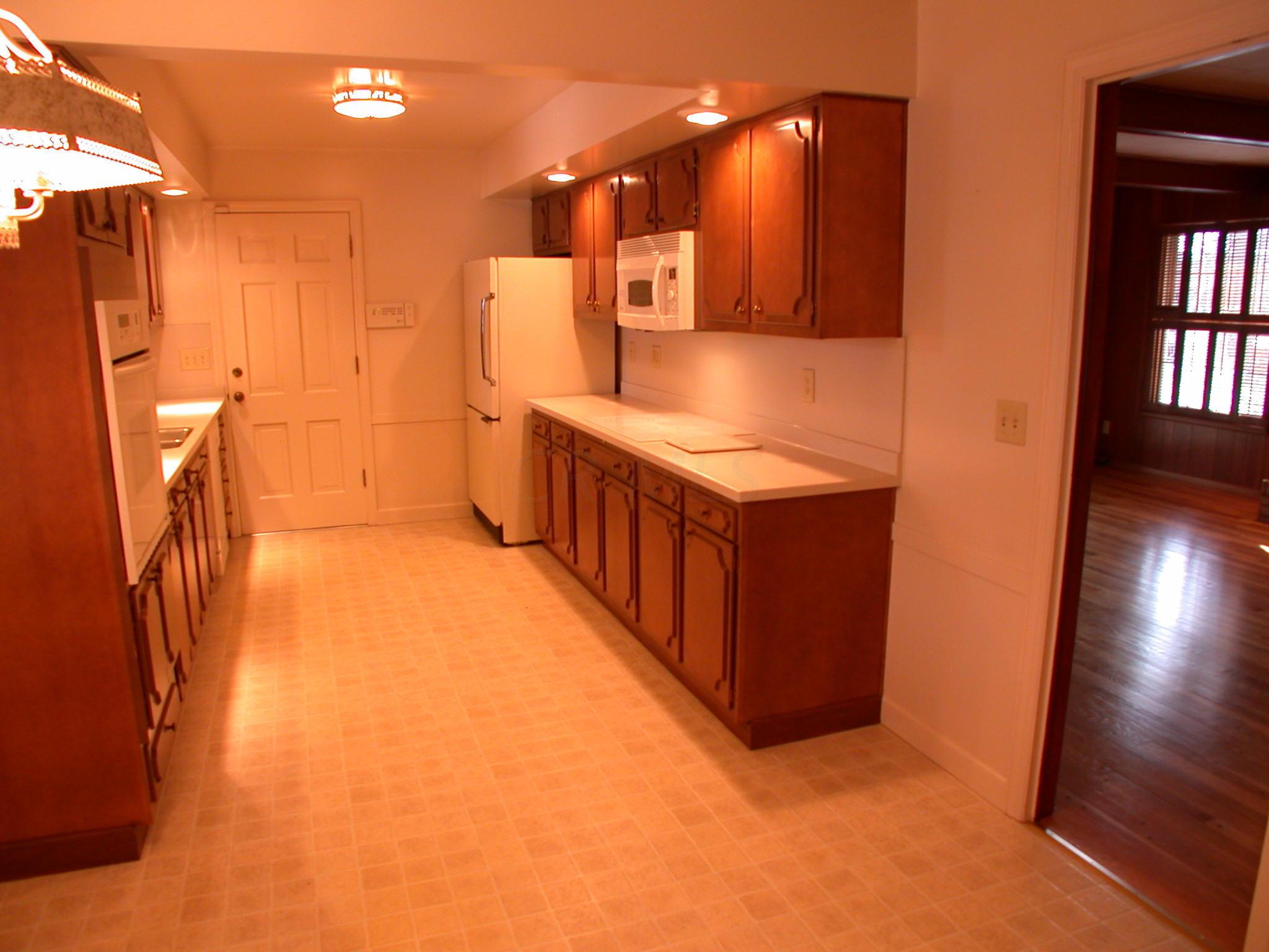 3151 Carisbrook Road Upper Arlington, OH 43221 - Photo 19 of 32