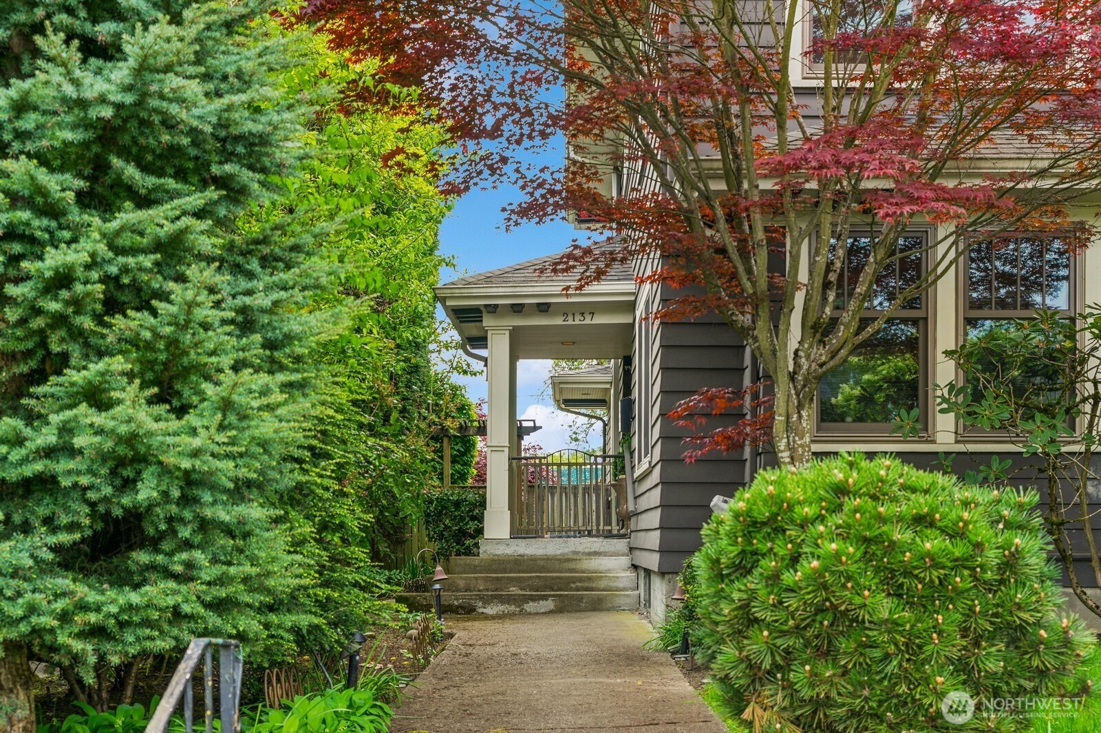 2137 East Hamlin Street Seattle, WA 98112 - Photo 1 of 15