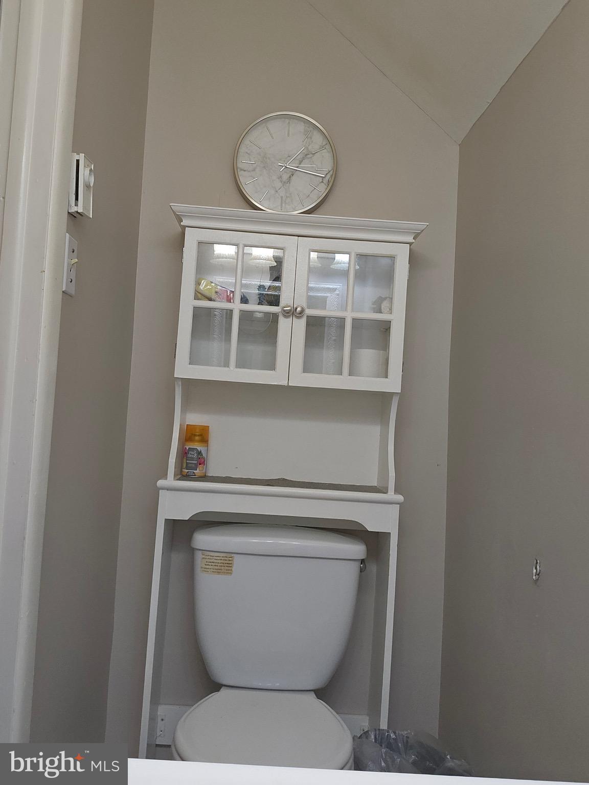 11 Dover Court Clementon, NJ 08021 - Photo 7 of 20 a bathroom with a toilet and a sink